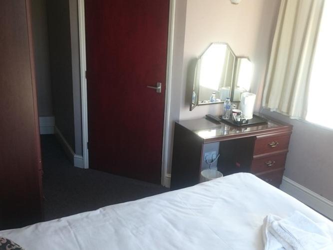 Shoulder Of Mutton Hotel Milton Keynes Bagian luar foto