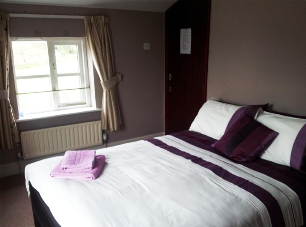 Shoulder Of Mutton Hotel Milton Keynes Bagian luar foto