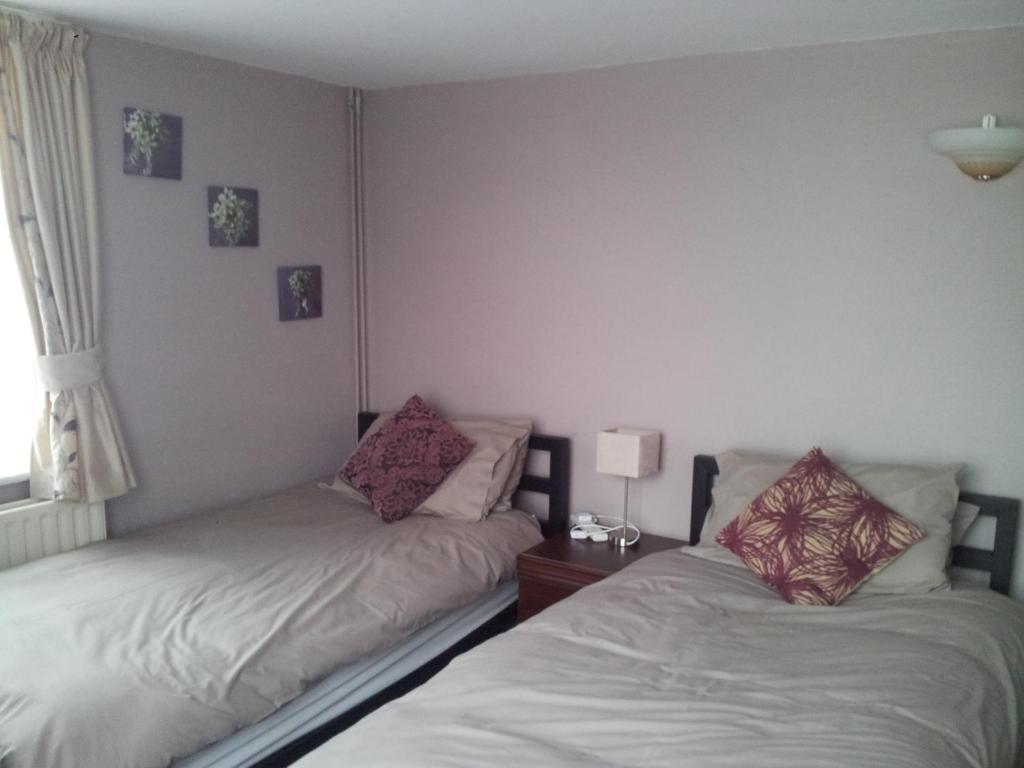 Shoulder Of Mutton Hotel Milton Keynes Ruang foto
